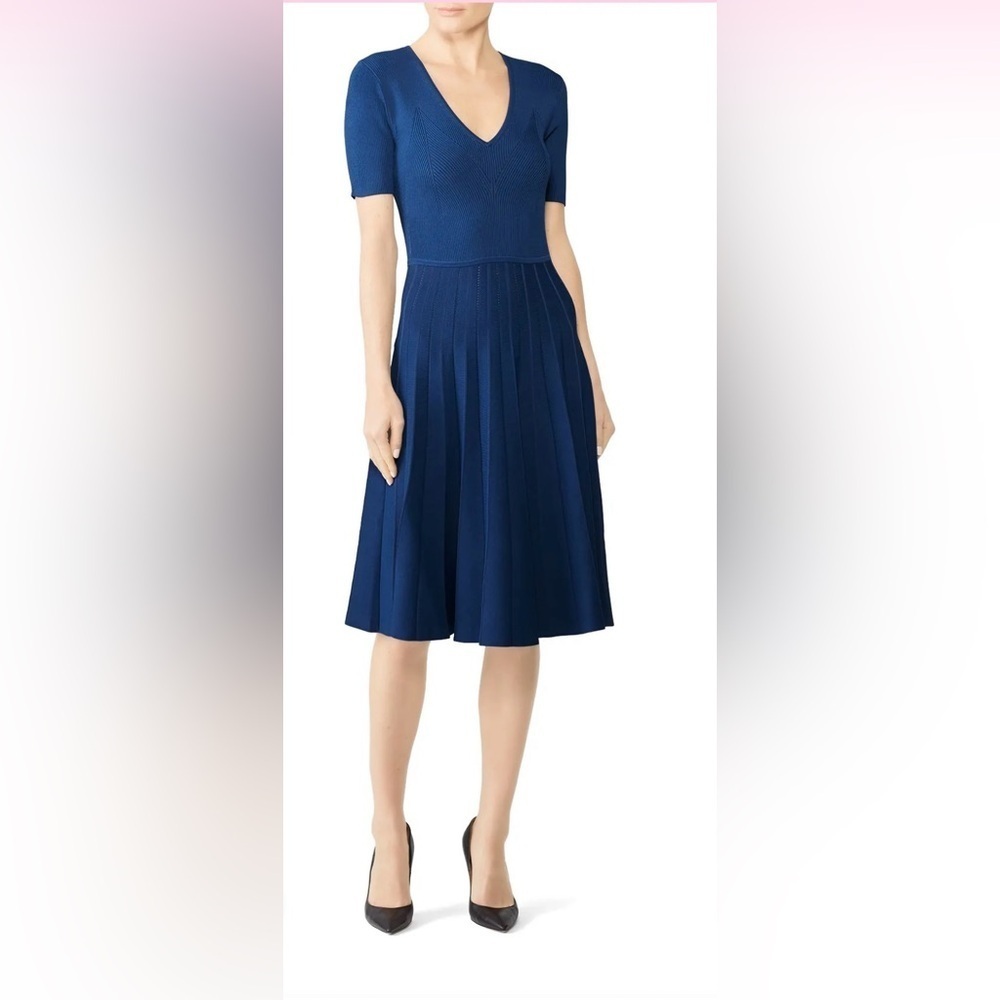 GUC Jason Wu- Navy Knit Flare Dress. Size S